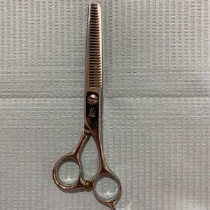 Hikari shears